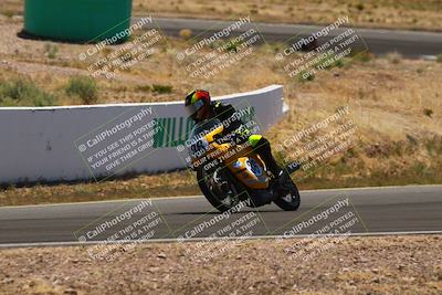 media/Apr-19-2025-AHRMA (Sat) [[3d98ca3309]]/Race/Group 1/Turn 4/